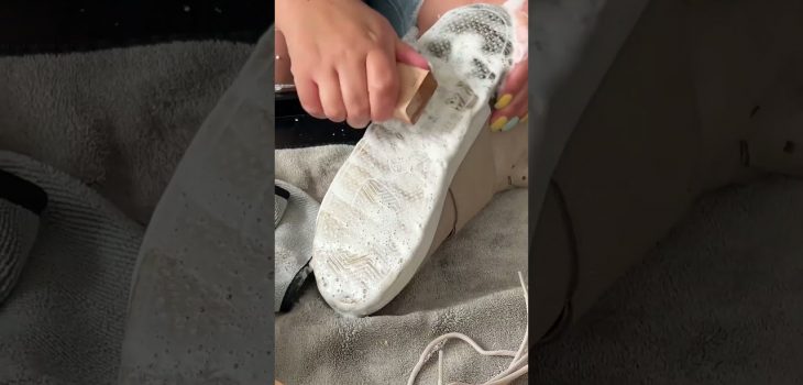 How to Remove Denim Stains on Suede